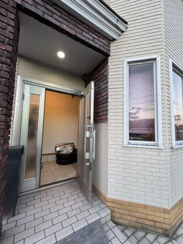 富岡市田篠1375-2の玄関