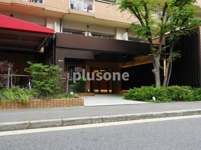 アーデンコート西長堀のエントランス