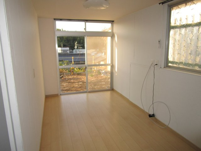 ソフィア後田町2丁目の洋室