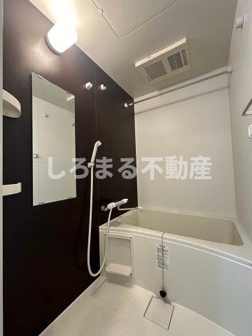 クレストコート靱公園の浴室