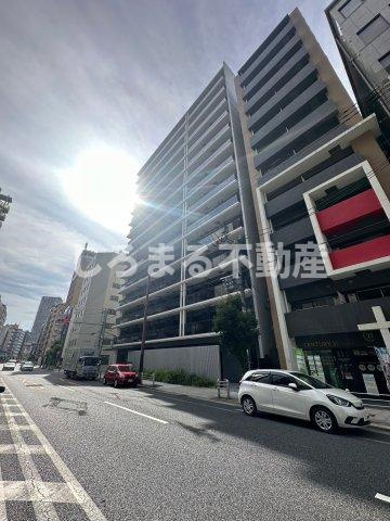 クレストコート靱公園の外観