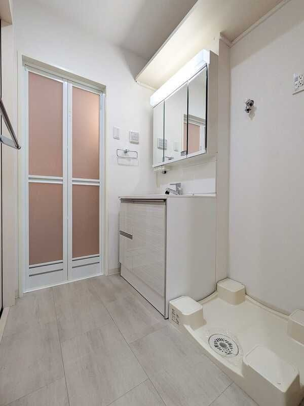 サンブライト今里の洗面所