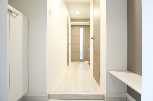 サヴォイ　ル・プルミエ　パリエ　6階の玄関|別号室の写真です。
現状優先となります。