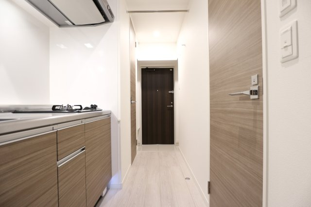 サヴォイ　ル・プルミエ　パリエ　6階の玄関|別号室の写真です。
現状優先となります。