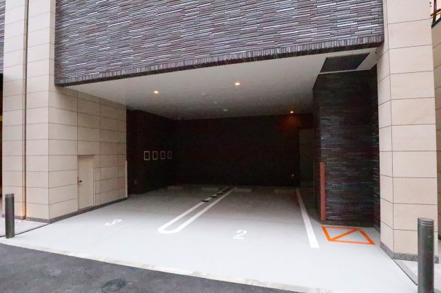 サヴォイ　ル・プルミエ　パリエ　6階の駐車場