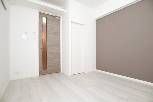 サヴォイ　ル・プルミエ　パリエ　6階の居間・リビング|別号室の写真です。
現状優先となります。