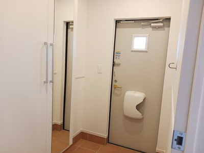 【玄関】 | ノーブルゼファー