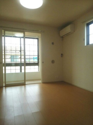 【居間・リビング】 | Ｇ・Ｔ・Ｙ・Ｈ | こちらのリビングで趣味の時間をお楽しみください