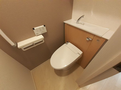 【トイレ】 | ハイドレンジア | 清潔感のあるトイレです