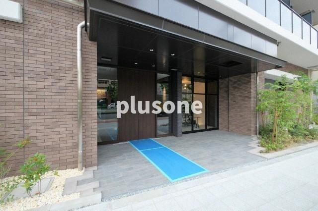 RＪＲプレシア南堀江のエントランス
