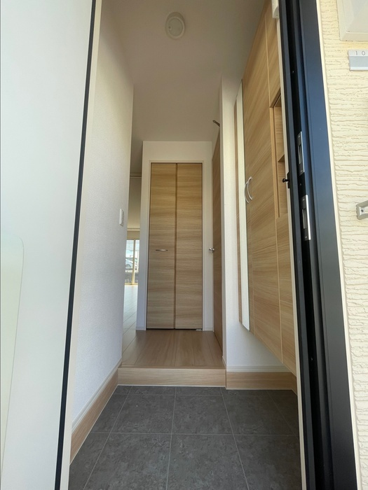 Honu・Rupoの玄関|同物件別部屋イメージ写真