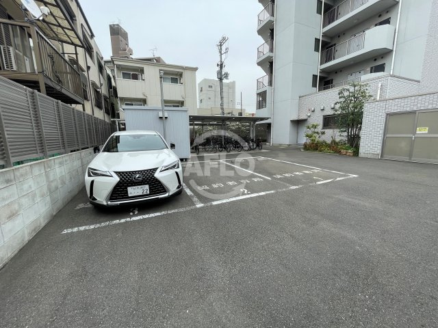 イリス長居公園の駐車場|イリス長居公園　駐車場