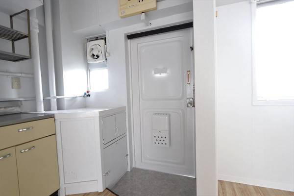 ビレッジハウス名東2号棟の玄関|ビレッジハウスの同一物件・同一タイプの間取りの写真です