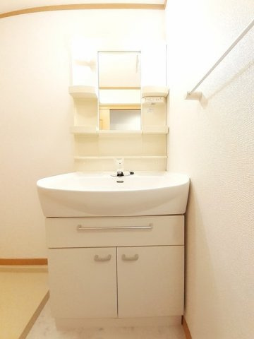 キャプリコートＣの洗面所