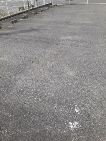 キャプリコートＣの駐車場