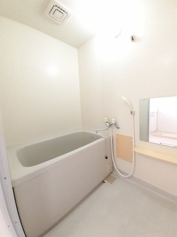 フィールドビーチ１の浴室