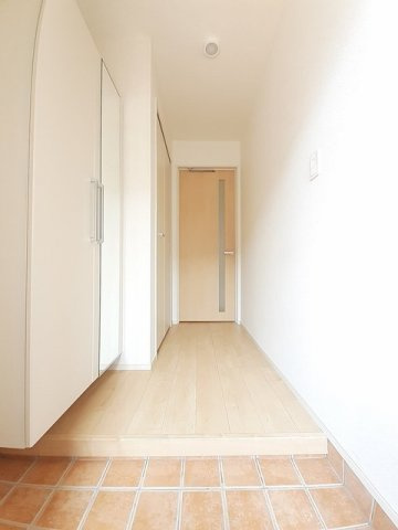 クラールプレディエＡの玄関
