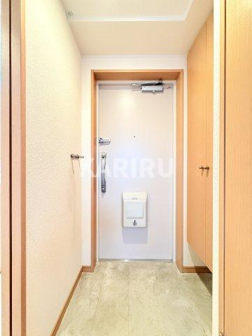 リヴクレール鴫野の玄関