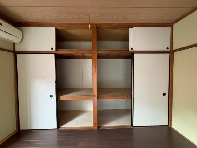 小物を収納するのに便利です