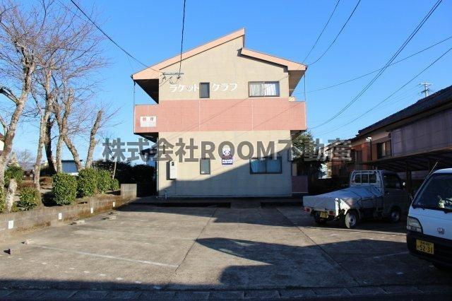 ラケットクラブの外観|外観もきれいです