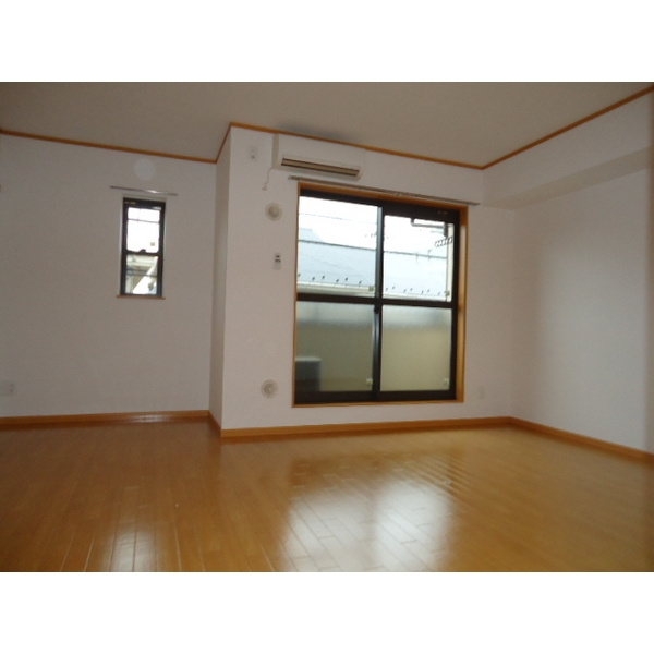 ガーデニアヒルズの居間・リビング