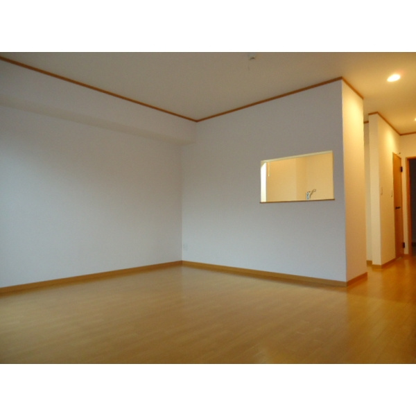 ガーデニアヒルズの居間・リビング