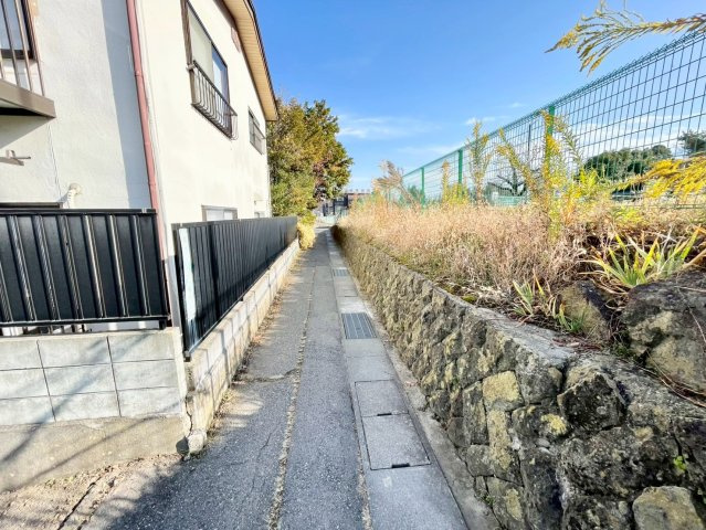 長野箱清水第3の前面道路含む現地写真