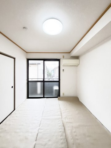 リバーポートレイの和室