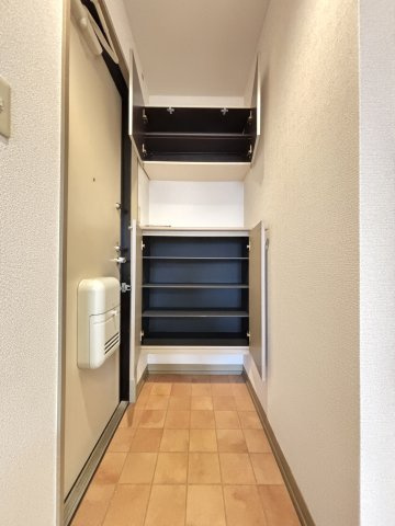 コンフォールコート　A棟のエントランス