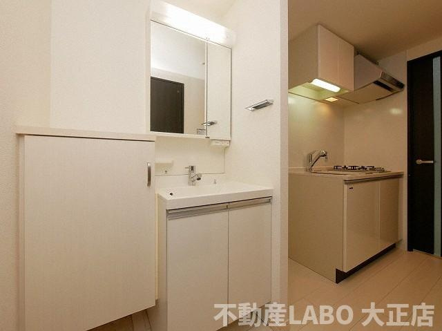 レオンコンフォート難波の洗面所