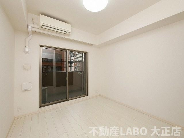 レオンコンフォート難波の居間・リビング