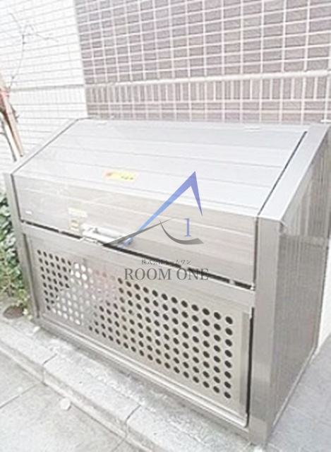 メゾンソレイユ