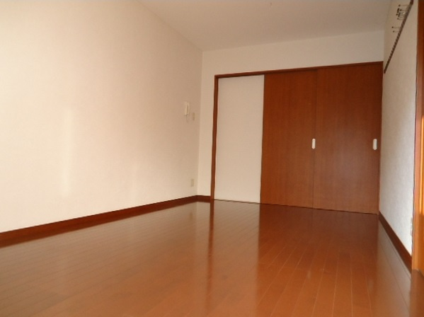 カサブランカＮの内装|同物件別部屋の画像です。