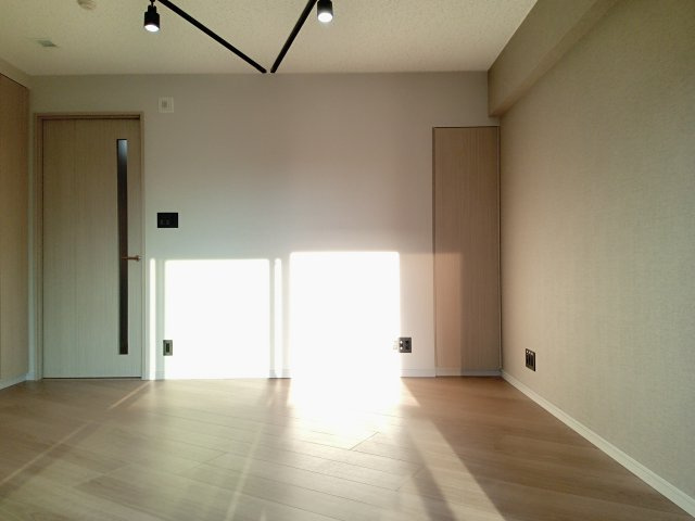 川崎市多摩区登戸の賃貸マンションの居間・リビング