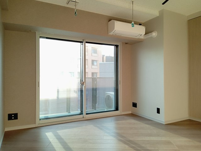 川崎市多摩区登戸の賃貸マンションの居間・リビング