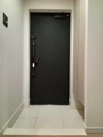 川崎市多摩区登戸の賃貸マンションの玄関