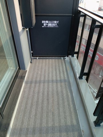 川崎市多摩区登戸の賃貸マンションのバルコニー