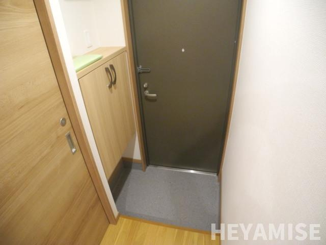 デ・クメール宝町の玄関|※同間取りの別の階のお部屋の写真です※