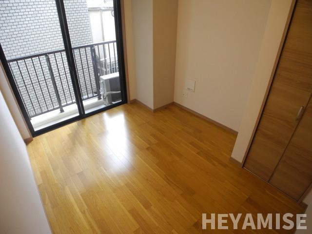 デ・クメール宝町の居間・リビング|※同間取りの別の階のお部屋の写真です※