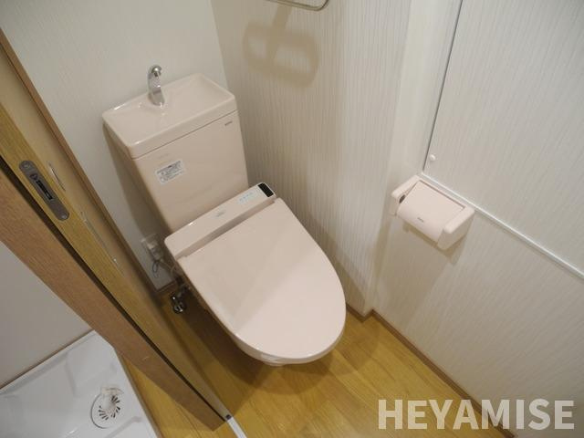 デ・クメール宝町のトイレ|※同間取りの別の階のお部屋の写真です※