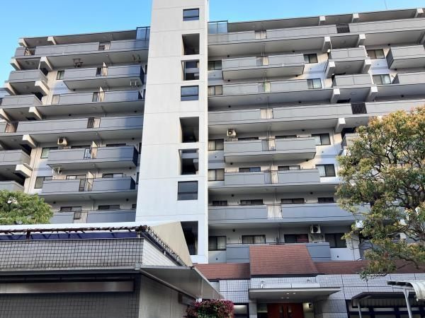 コスモアージュ西葛西の外観