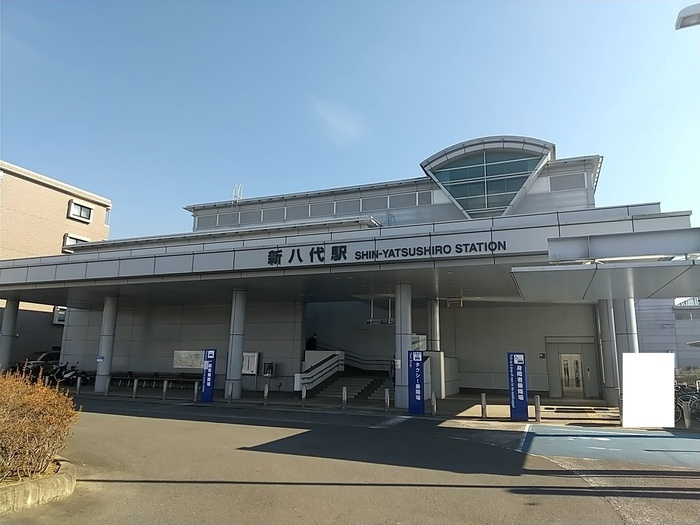 プレミスト新八代の周辺