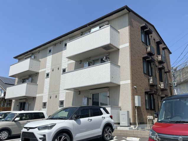 プレミスト新八代