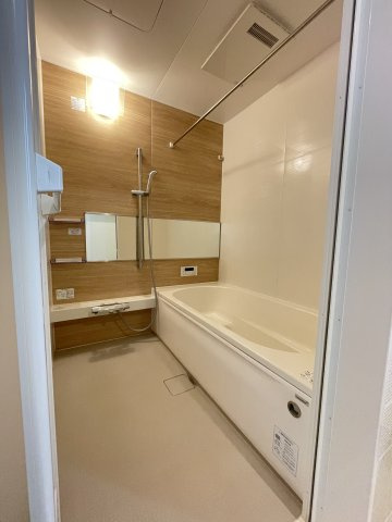 プレミスト新八代の浴室