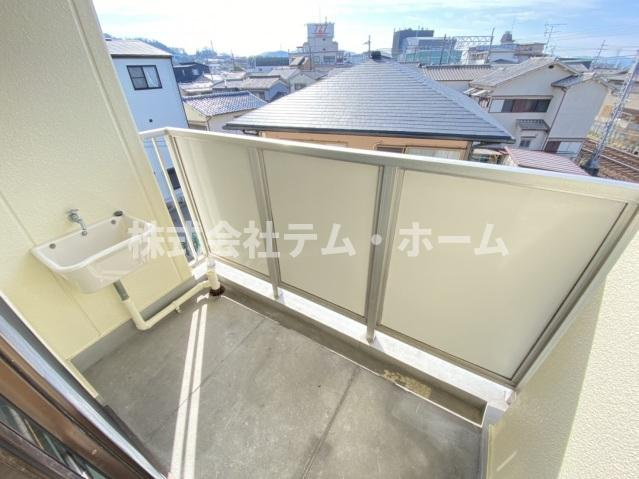 【バルコニー】 | 泉ハイツ