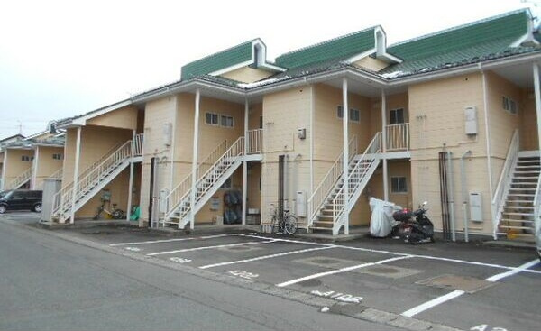 タウンハウスヨシダA棟の外観