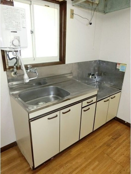 タウンハウスヨシダA棟のキッチン