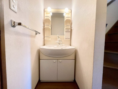 【独立洗面台】 | 高槻市浦堂1丁目　中古戸建