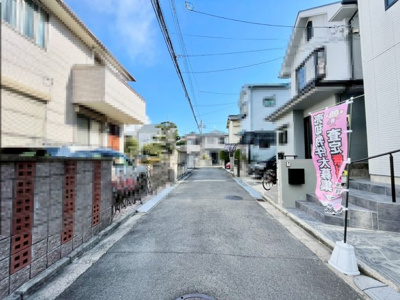 【前面道路含む現地写真】 | 高槻市浦堂1丁目　中古戸建