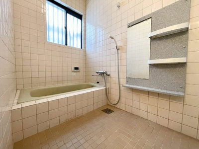 【浴室】 | 高槻市浦堂1丁目　中古戸建